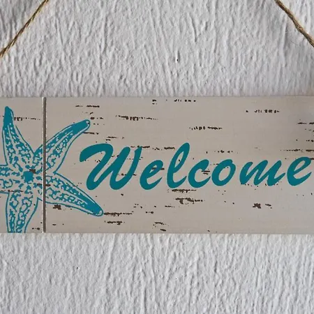 Gryparis' Club Διαμέρισμα