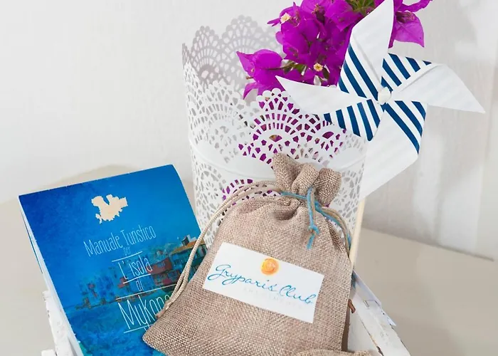 Gryparis' Club * Mykonos Town