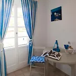 Gryparis' Club Apartman Mykonos Town