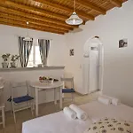 Gryparis' Club * Mykonos Town