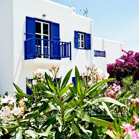 Gryparis' Club Apartmán