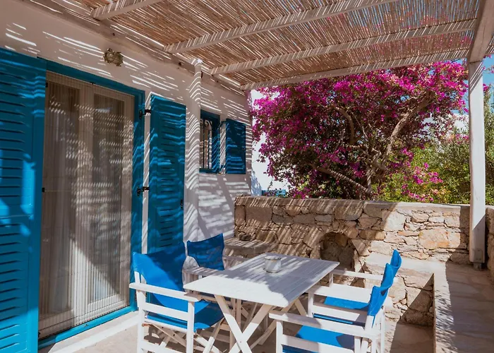 Gryparis' Club * Mykonos Town