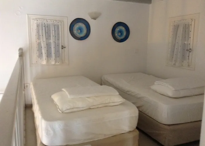 Apartament Gryparis' Club