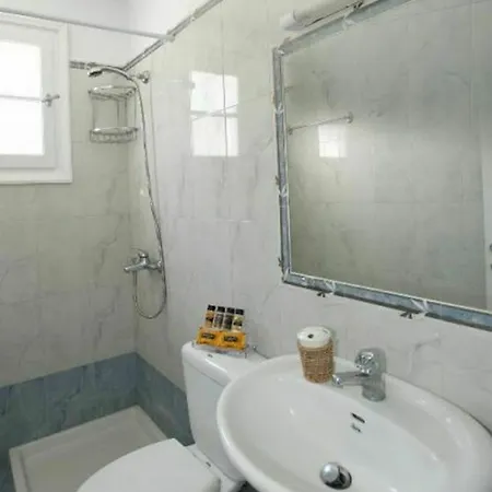 Gryparis' Club Mykonos Town