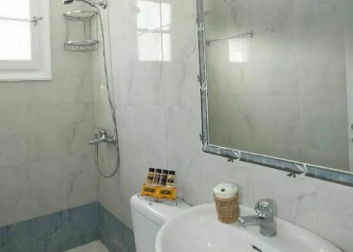 Gryparis' Club Mykonos Town