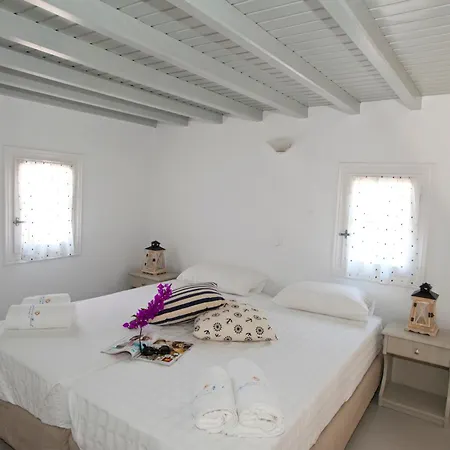 Appartement Gryparis' Club